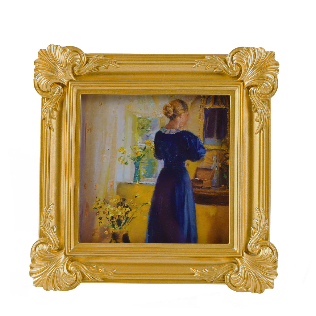 SIKOO Ornate Shell-Carved Vintage Picture Frame with Antique Oil Painting