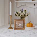 SIKOO Vintage Leaf Scroll-Carved Picture Frame with Hummingbird Art Print