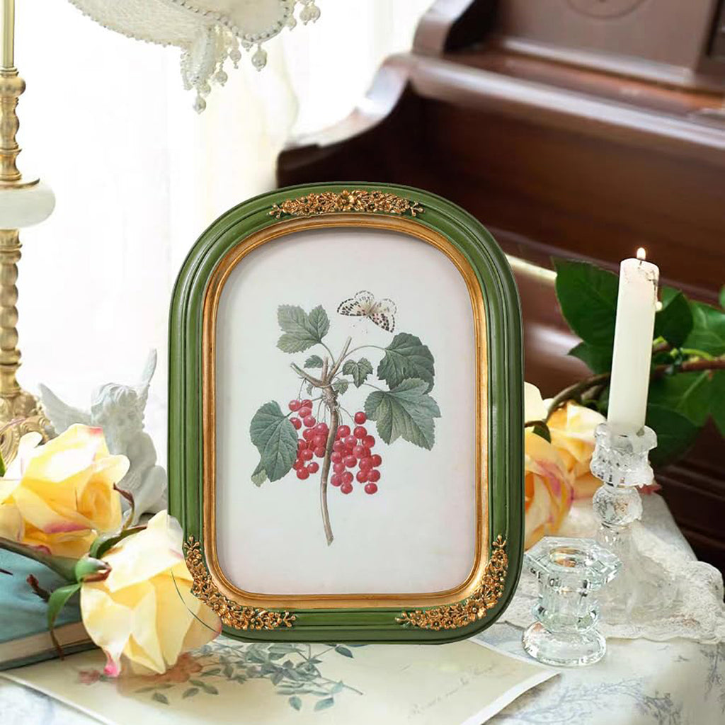 SIKOO Vintage Floral-Carved Arched Frame with Oil Painting