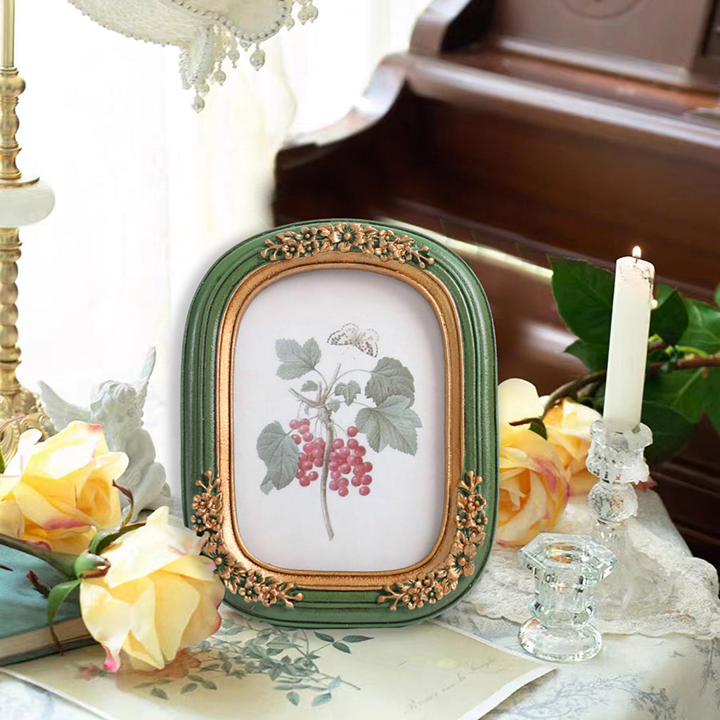 SIKOO Vintage Floral-Carved Arched Frame with Oil Painting