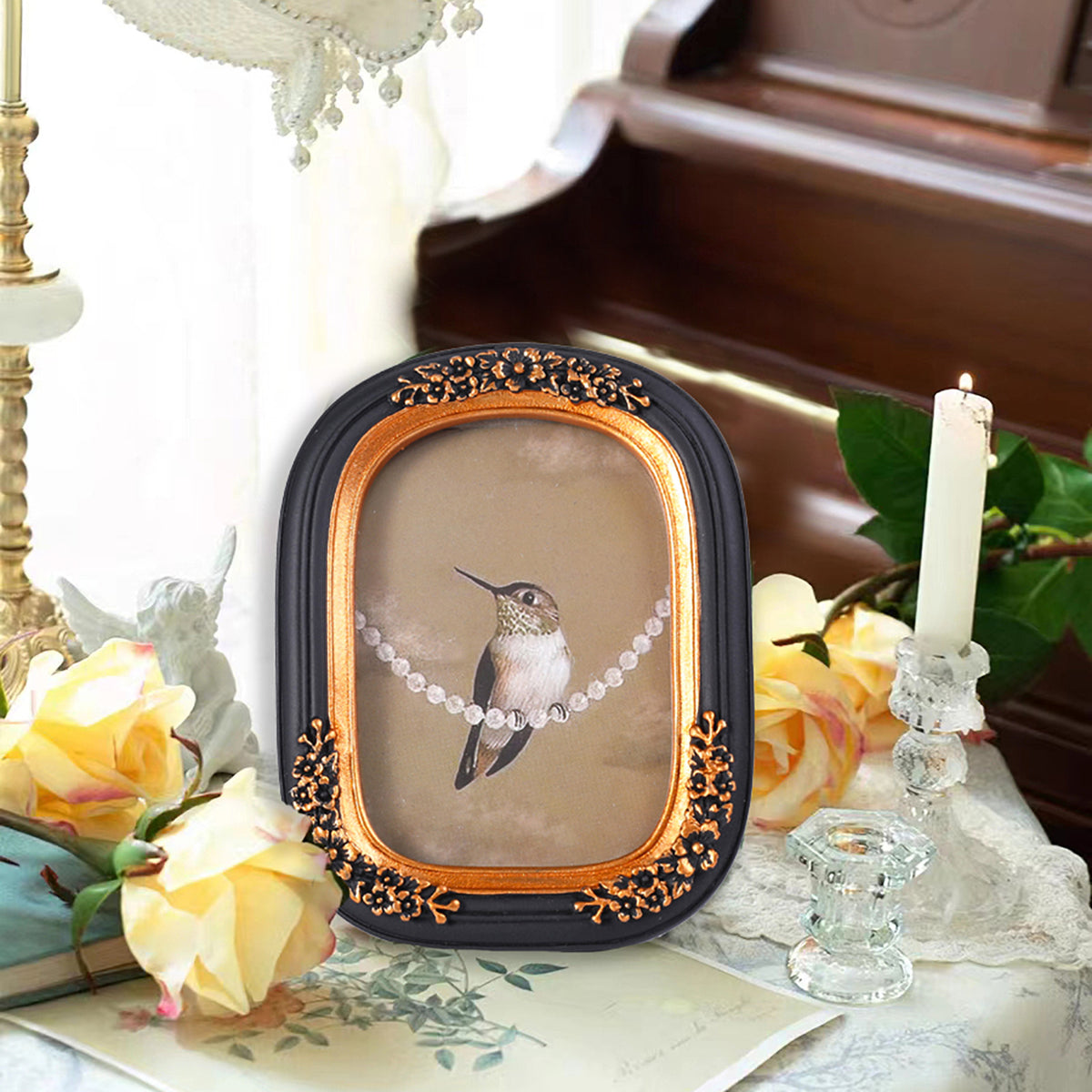 SIKOO Vintage Floral-Carved Arched Frame with Oil Painting