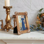 SIKOO Ornate Shell-Carved Vintage Picture Frame with Antique Oil Painting
